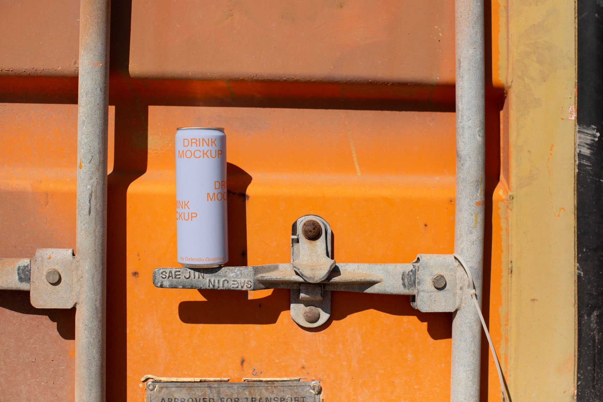 DR6 Drinks Can Mockup