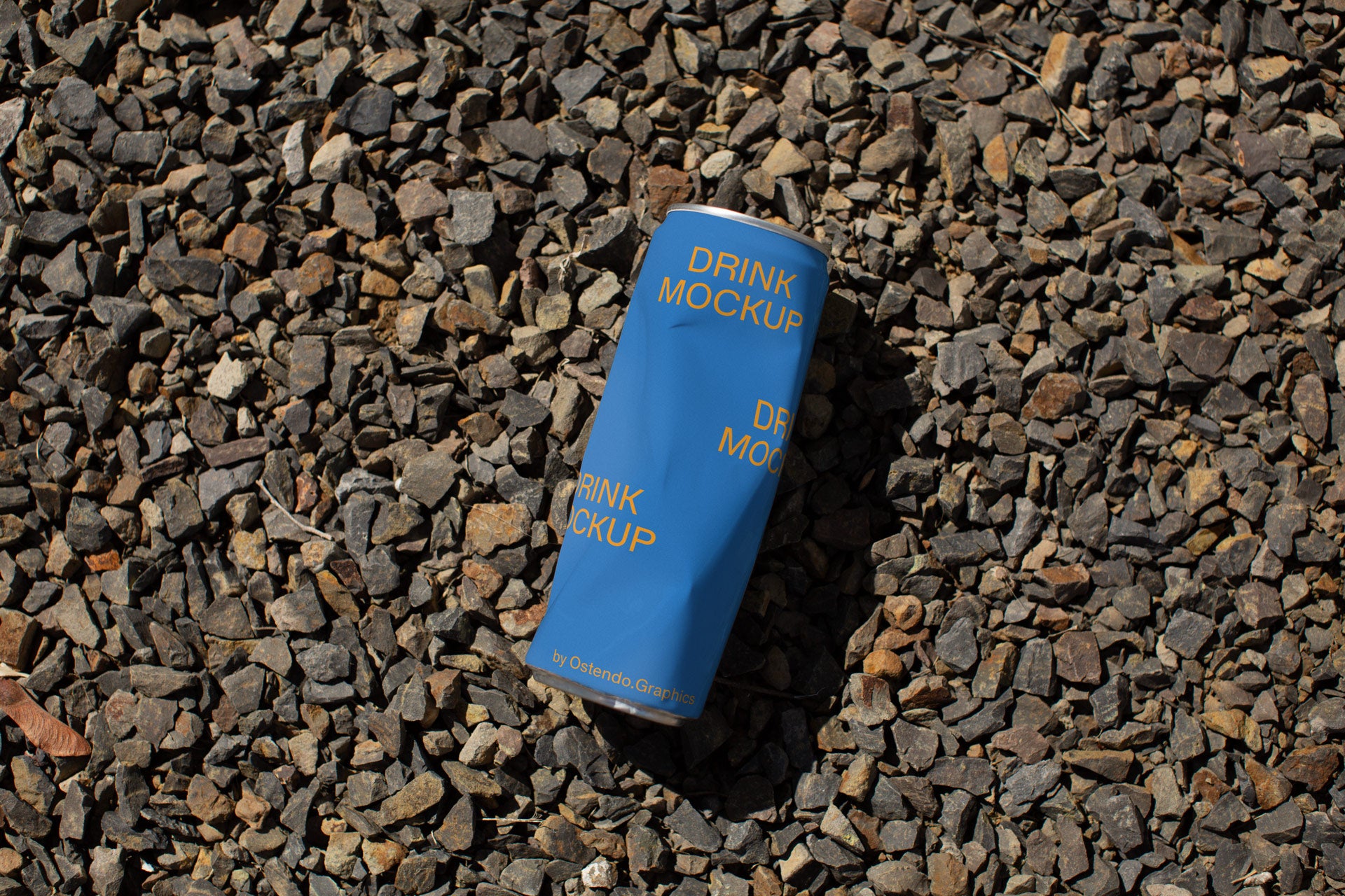 DR11 Drinks Can Mockup - Crushed