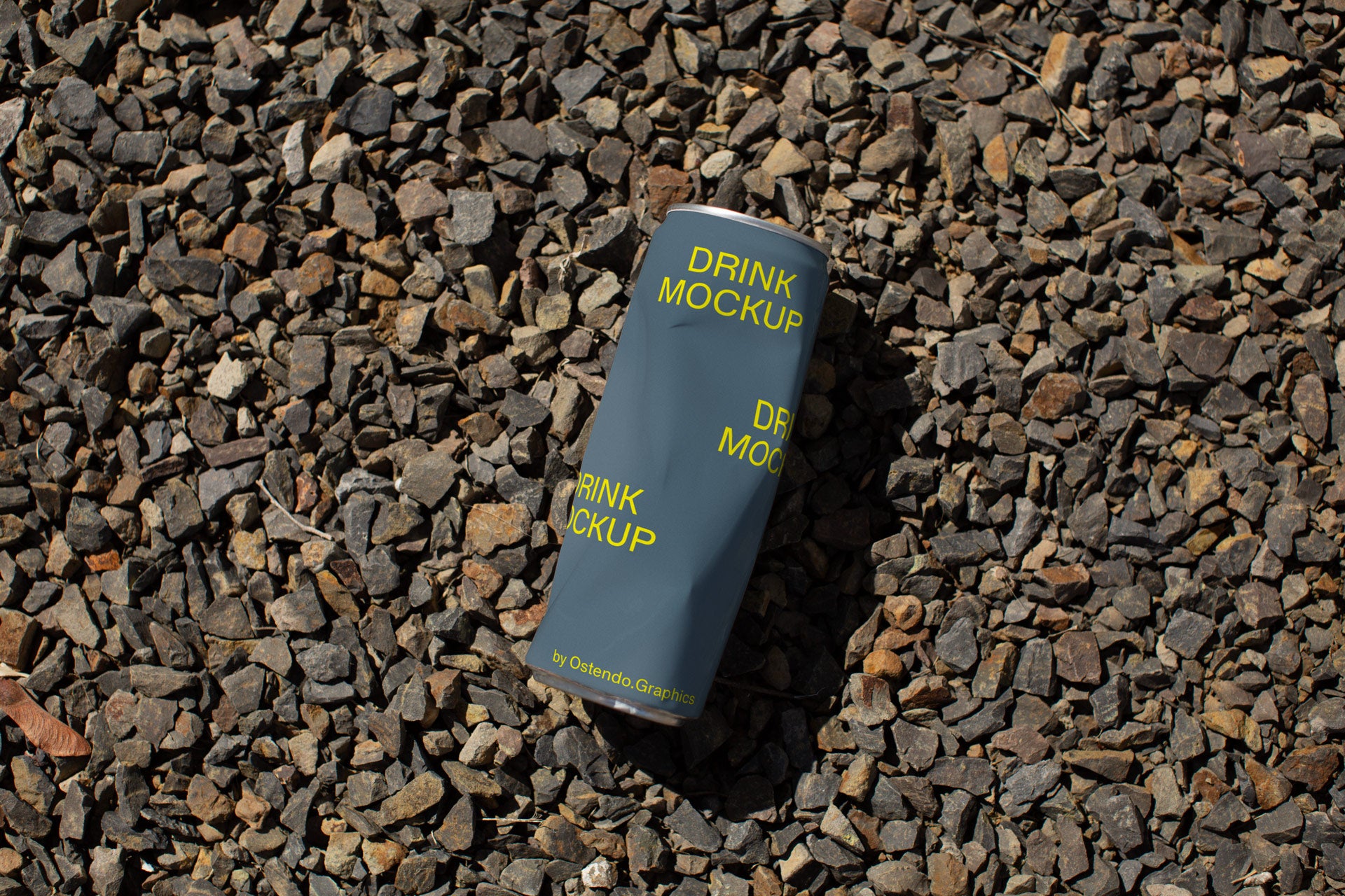 DR11 Drinks Can Mockup - Crushed